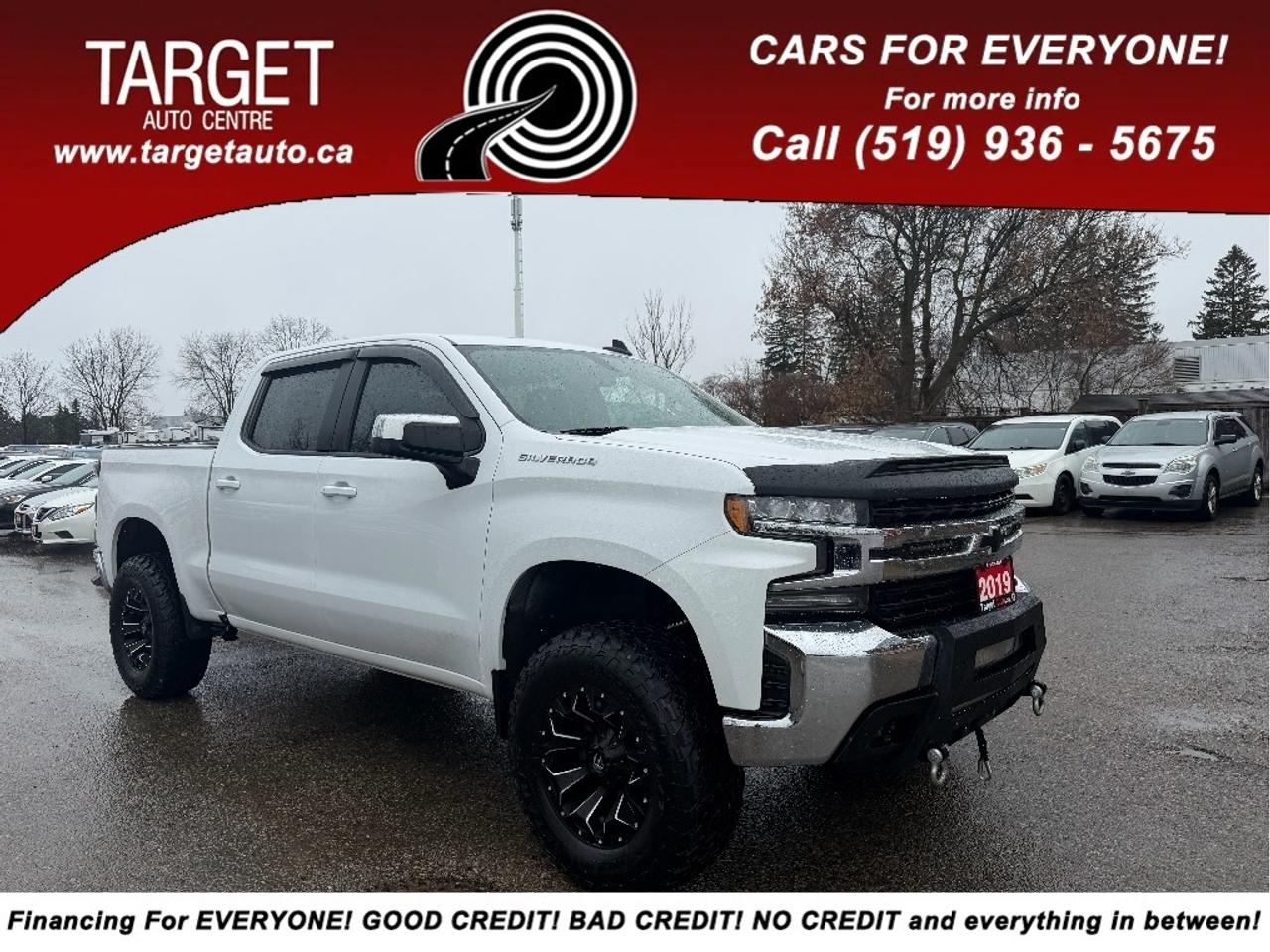 2019 Chevrolet Silverado 1500 LT. Clean carfax! Lifted