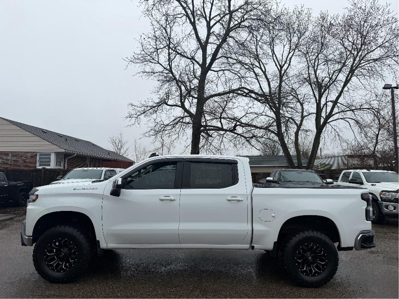 2019 Chevrolet Silverado 1500 LT. Clean carfax! Lifted Photo