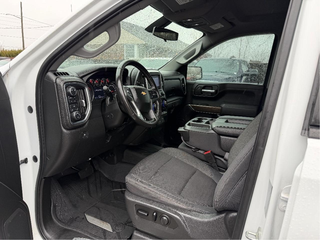 2019 Chevrolet Silverado 1500 LT. Clean carfax! Lifted Photo
