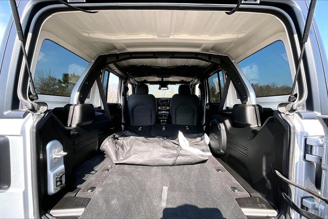 2024 Jeep Wrangler Willys 4Dr | ColdWeather | NAV | Alpine | Tow |4X4 Photo