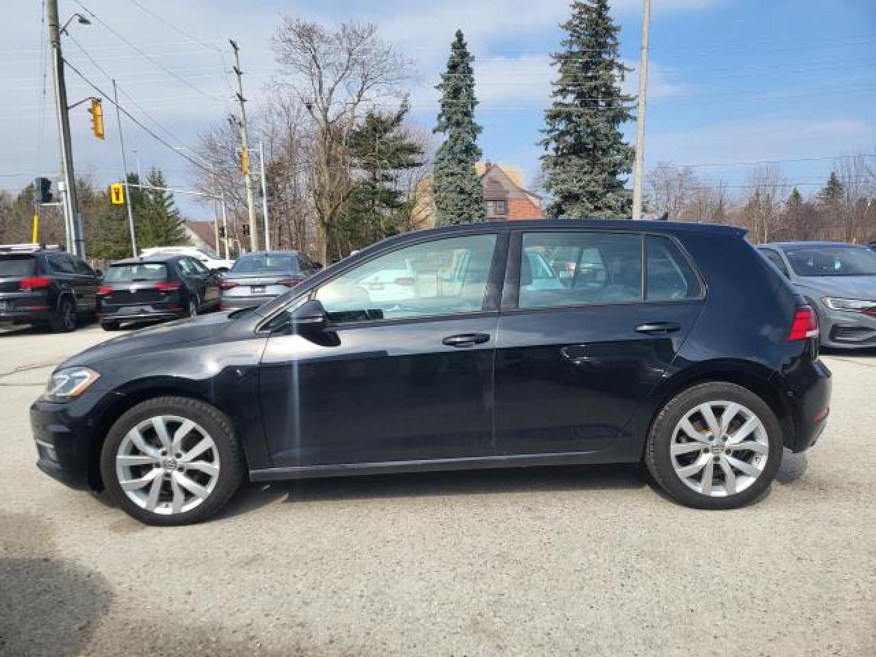 2018 Volkswagen Golf Highline Photo