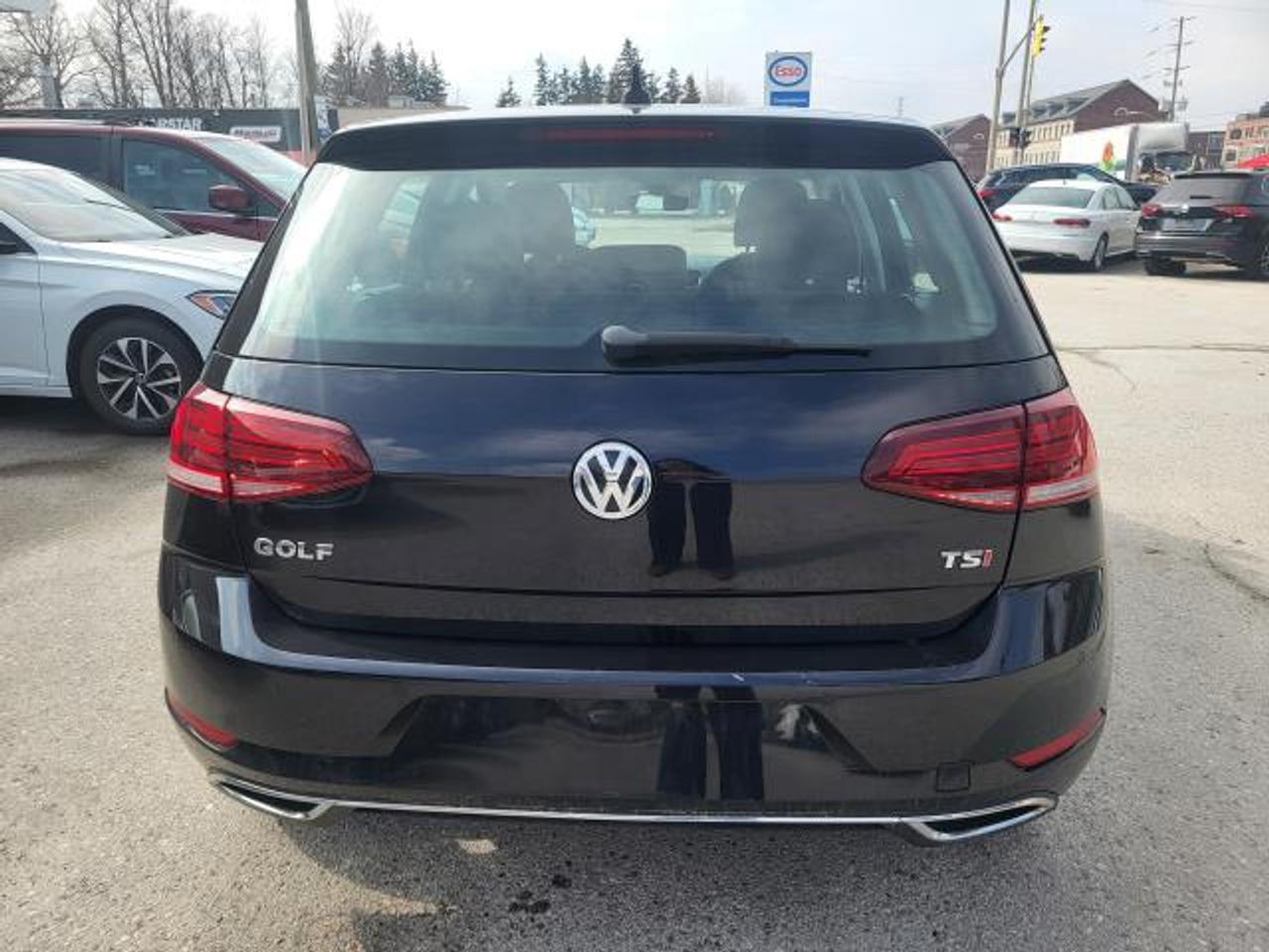 2018 Volkswagen Golf Highline Photo3