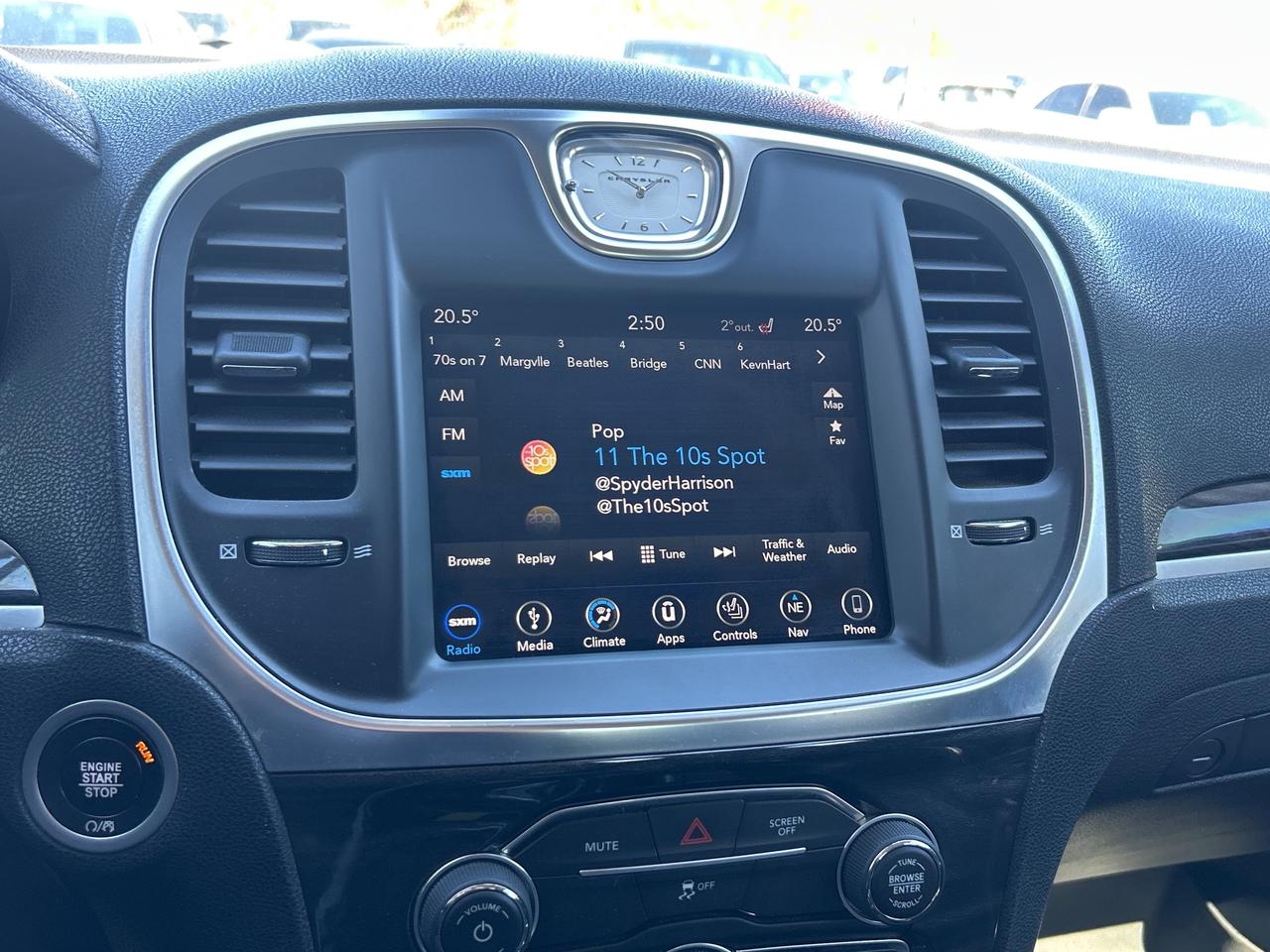 2018 Chrysler 300 TOURING, HEATED LEATHER, 3.6L, REMOTE START! - Photo #21