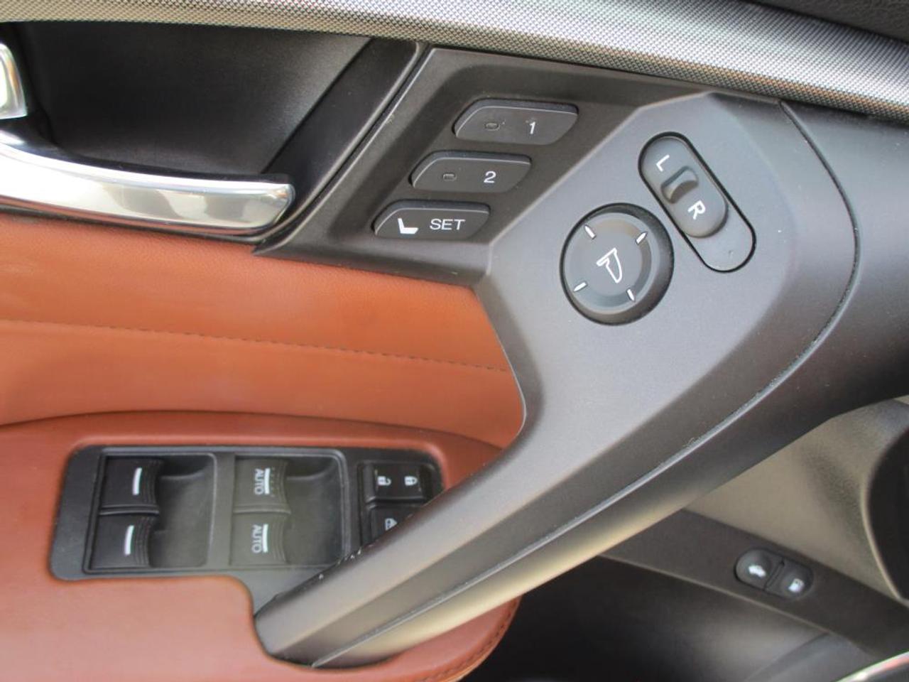 2012 Acura TL AUTO SH AWD Photo