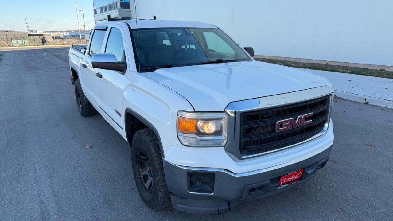 2015 GMC Sierra 1500 Base 4x2 Crew Cab 5.75 ft. box 143.5 in. WB Automatic Photo