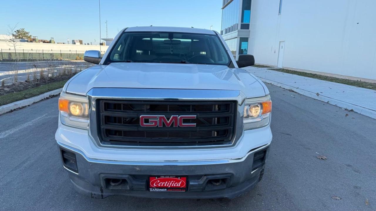 2015 GMC Sierra 1500 Base 4x2 Crew Cab 5.75 ft. box 143.5 in. WB Automatic Photo