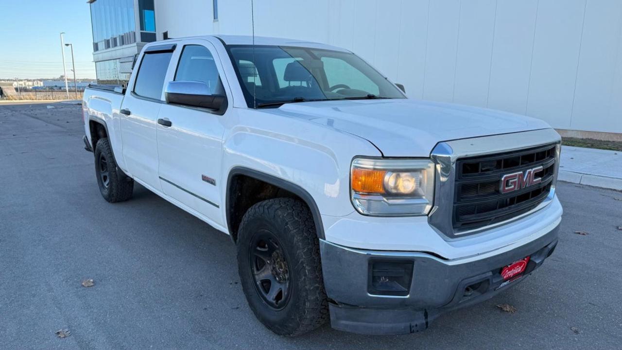 2015 GMC Sierra 1500 Base 4x2 Crew Cab 5.75 ft. box 143.5 in. WB Automatic Photo