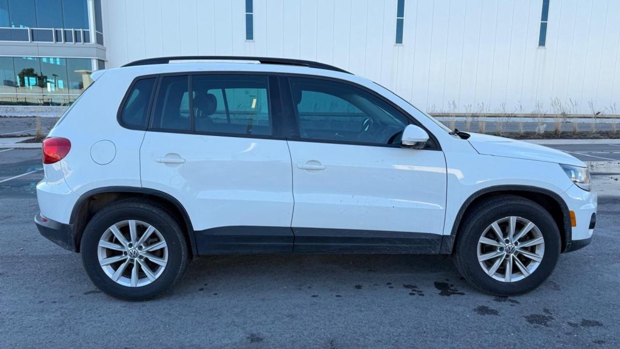 2014 Volkswagen Tiguan Auto, FWD, 2.0L 4cyl, Gas Photo