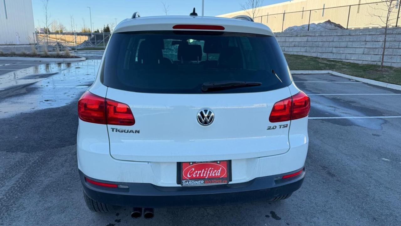 2014 Volkswagen Tiguan Auto, FWD, 2.0L 4cyl, Gas Photo