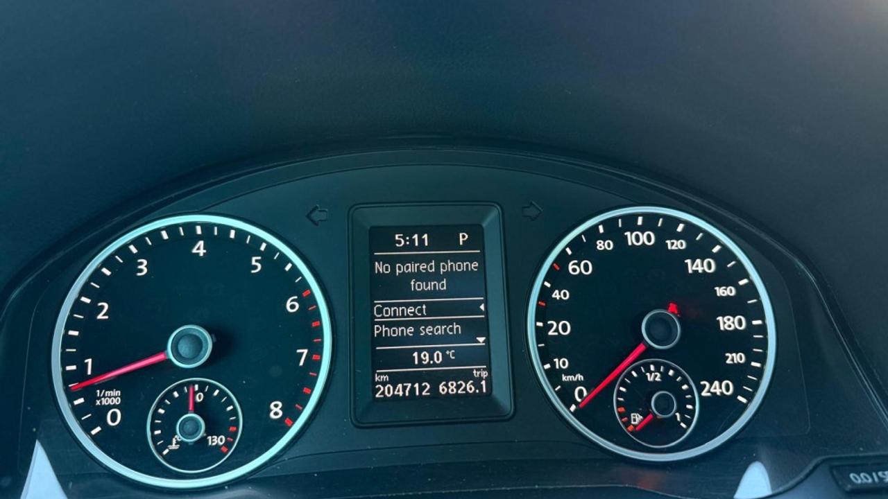 2014 Volkswagen Tiguan Auto, FWD, 2.0L 4cyl, Gas Photo