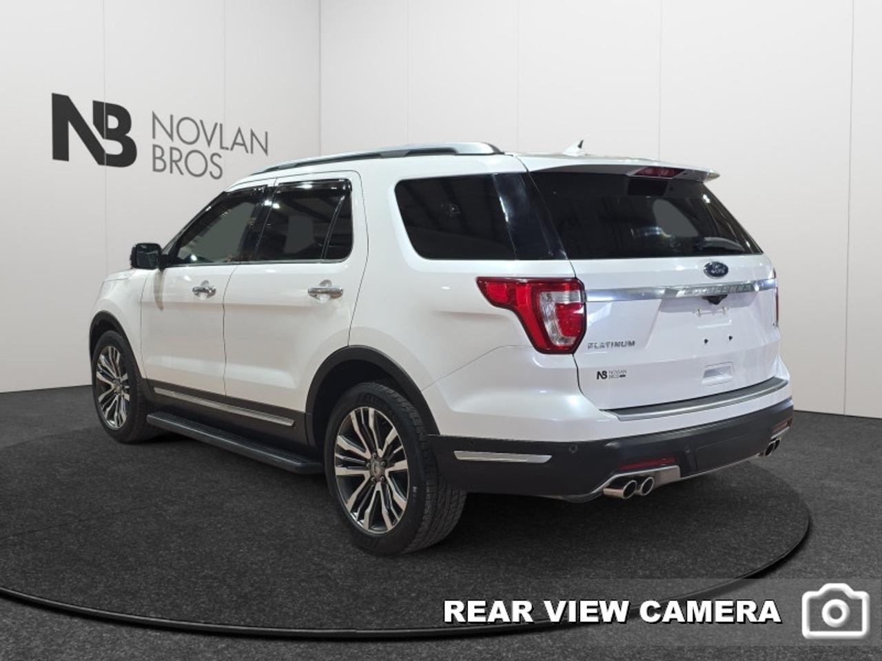 2019 Ford Explorer Platinum  - Sunroof - Heated Seats Photo3