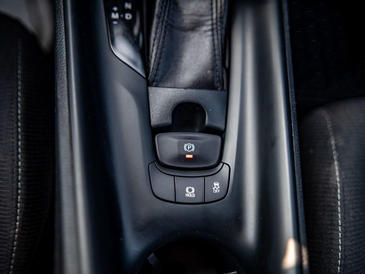 2018 Toyota C-HR XLE Premium Photo