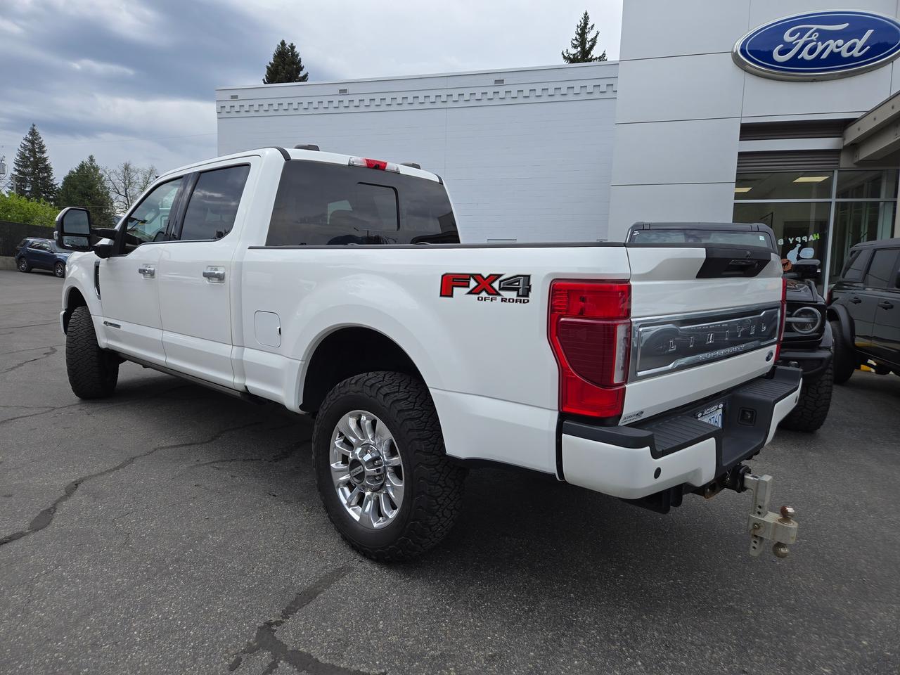 2022 Ford F-350 Super Duty SRW Limited Photo4