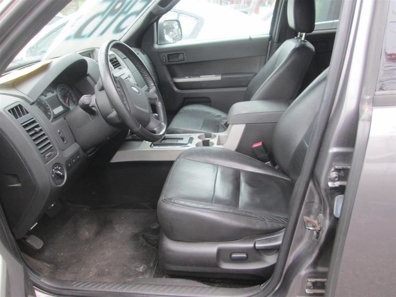 2011 Ford Escape XLT FWD Photo