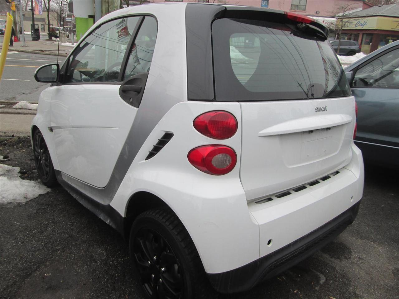2014 Smart fortwo Pure Photo