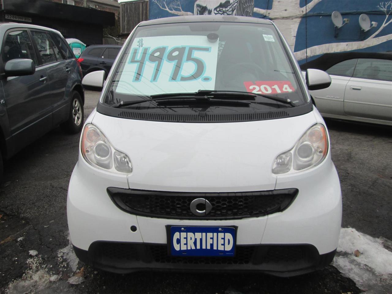 2014 Smart fortwo Pure Photo2