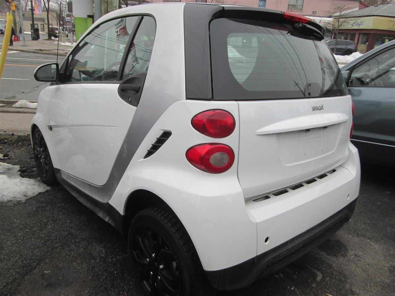 2014 Smart fortwo Pure Photo