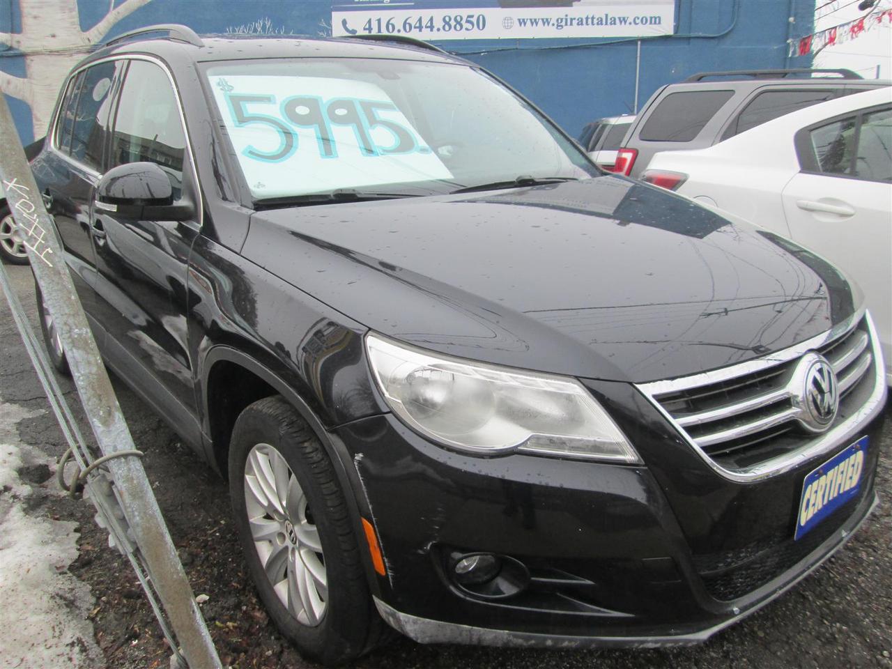 2010 Volkswagen Tiguan S 4Motion Photo