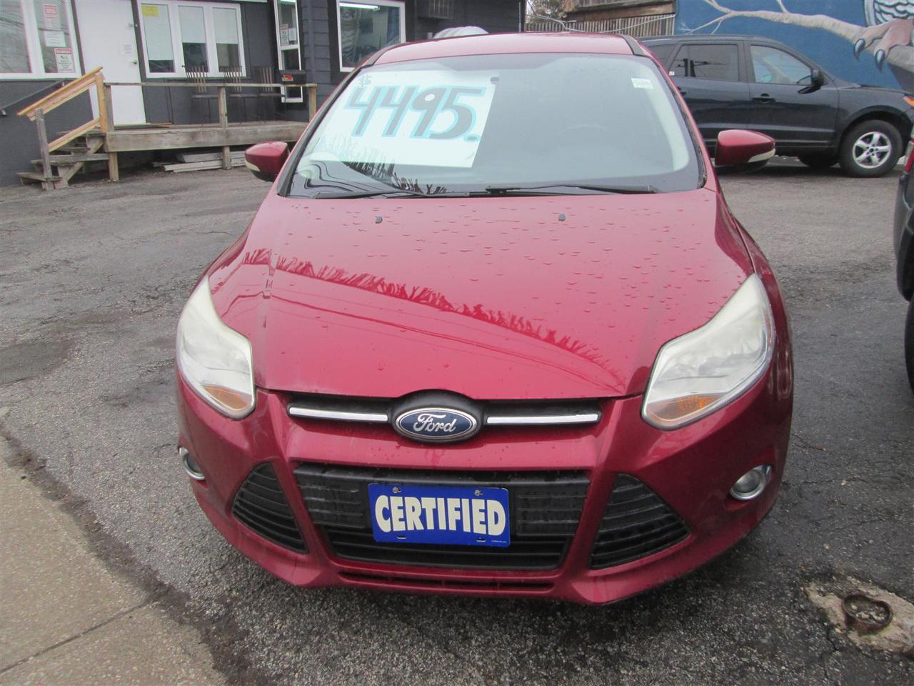 2014 Ford Focus SE Hatch Photo2