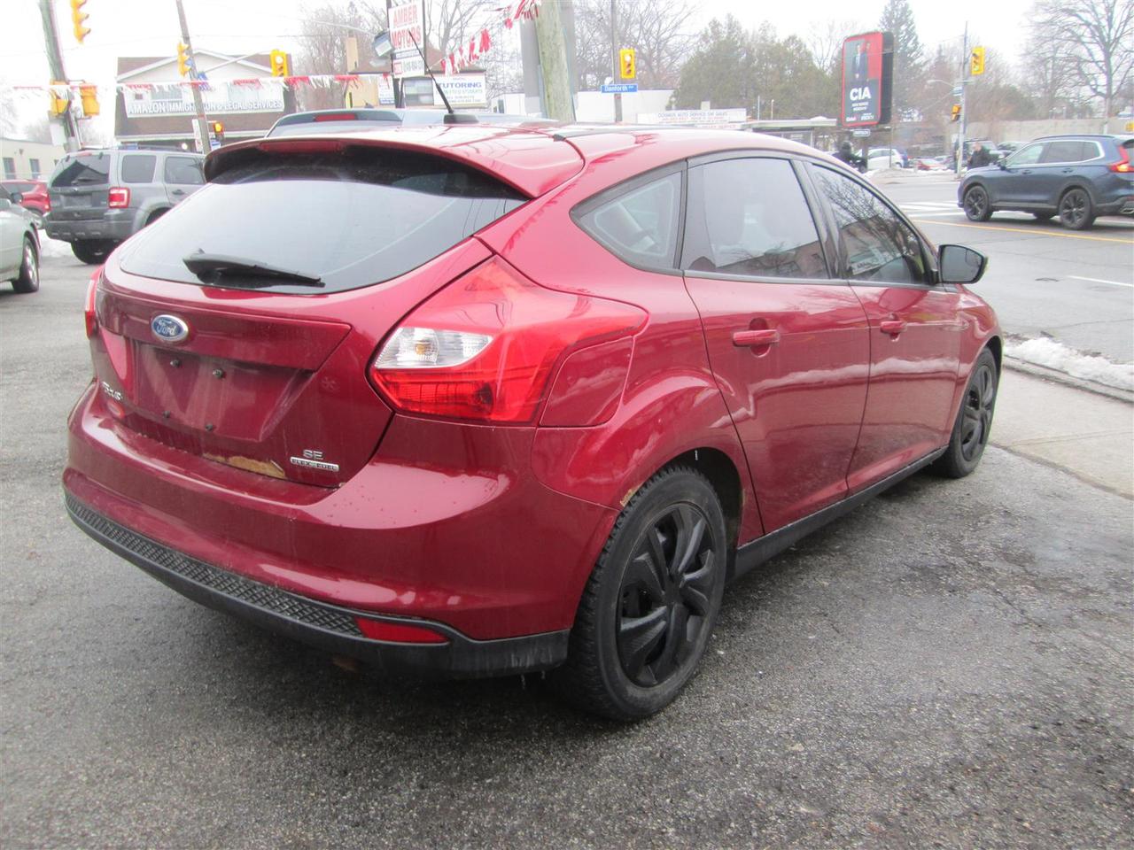 2014 Ford Focus SE Hatch Photo