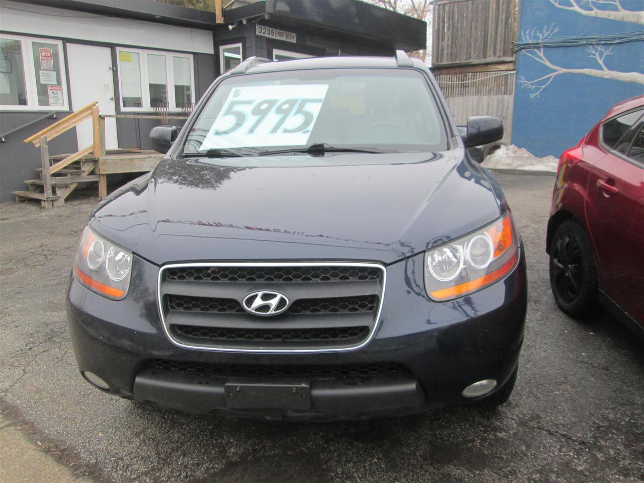 2009 Hyundai Santa Fe GLS Photo2
