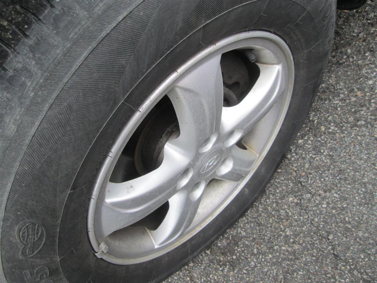 2009 Hyundai Santa Fe GLS Photo4