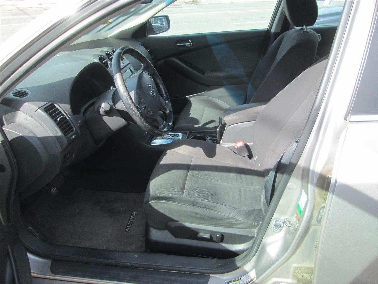 2012 Nissan Altima 2.5 Photo