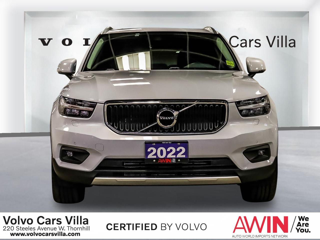 2022 Volvo XC40 T5 AWD Momentum Photo