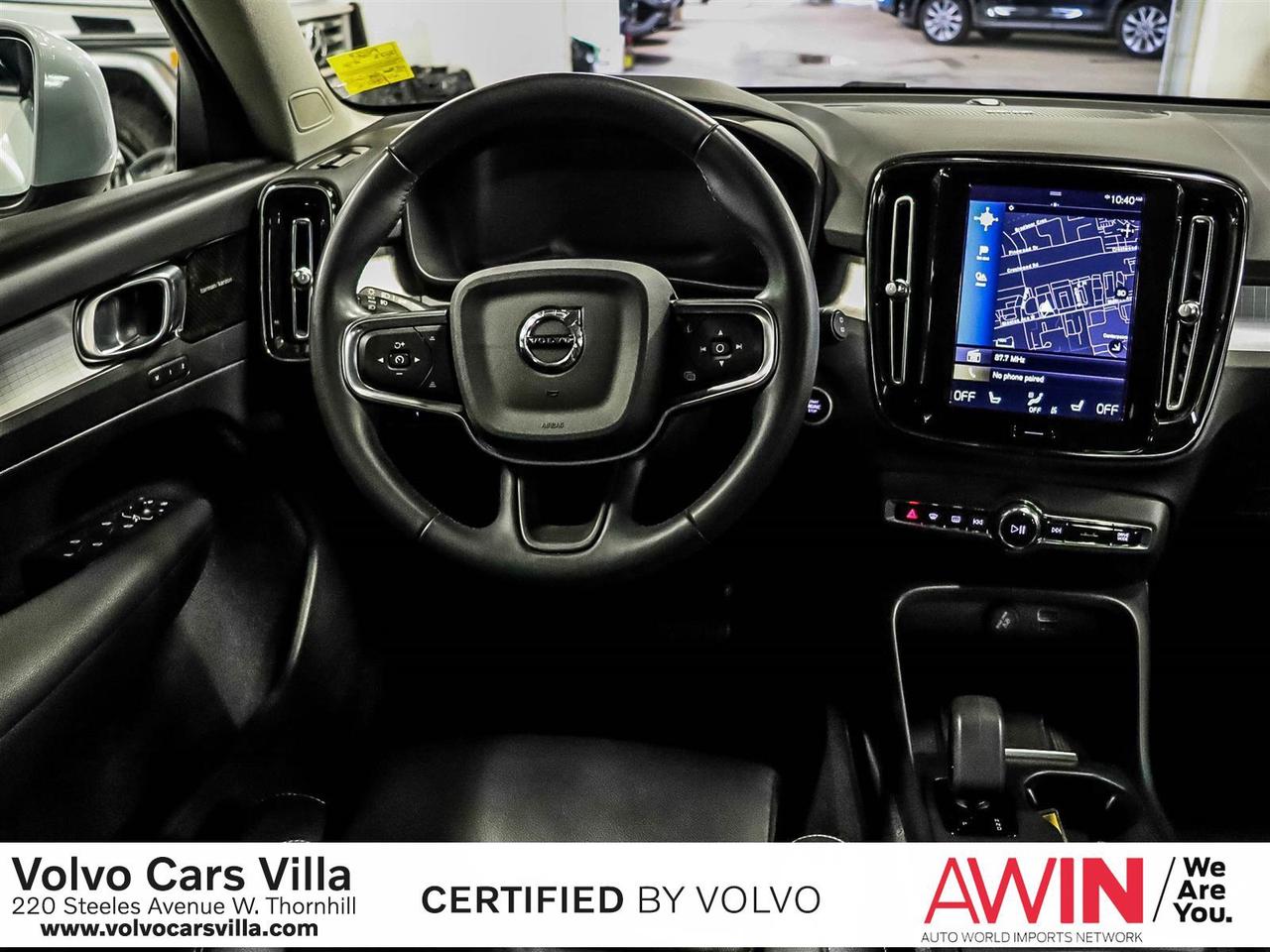 2022 Volvo XC40 T5 AWD Momentum Photo