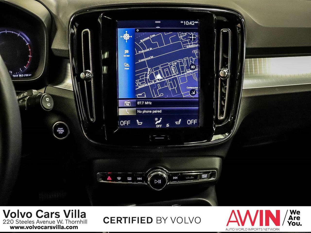 2022 Volvo XC40 T5 AWD Momentum Photo