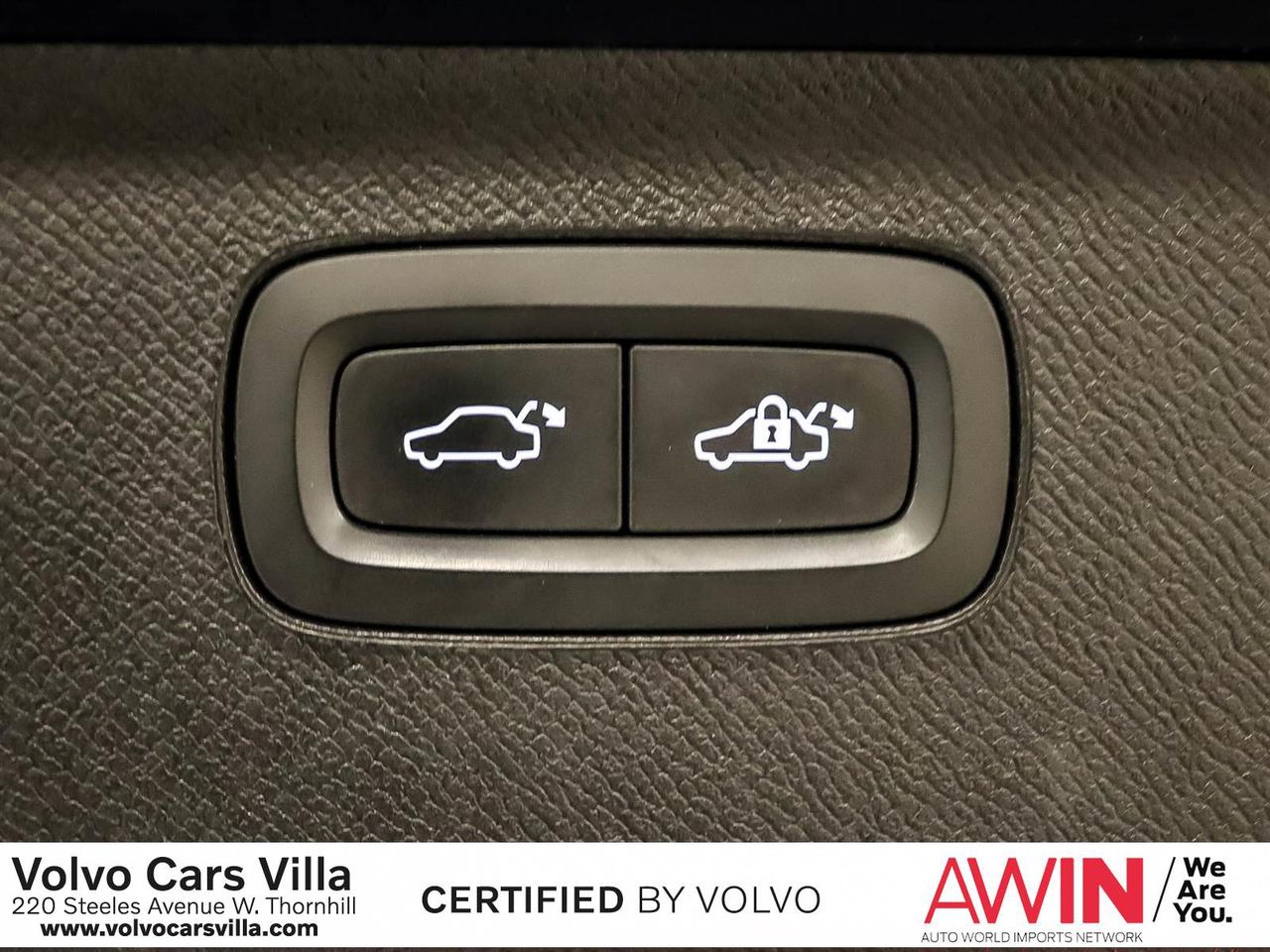2022 Volvo XC90 T6 AWD Inscription (7-Seat) Photo