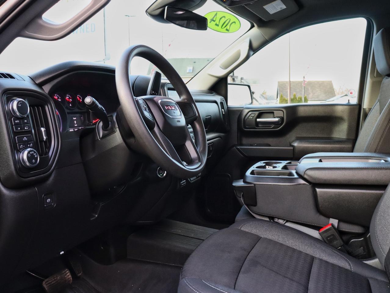 2024 GMC Sierra 1500 Pro Crew Cab Short Box 4WD Photo
