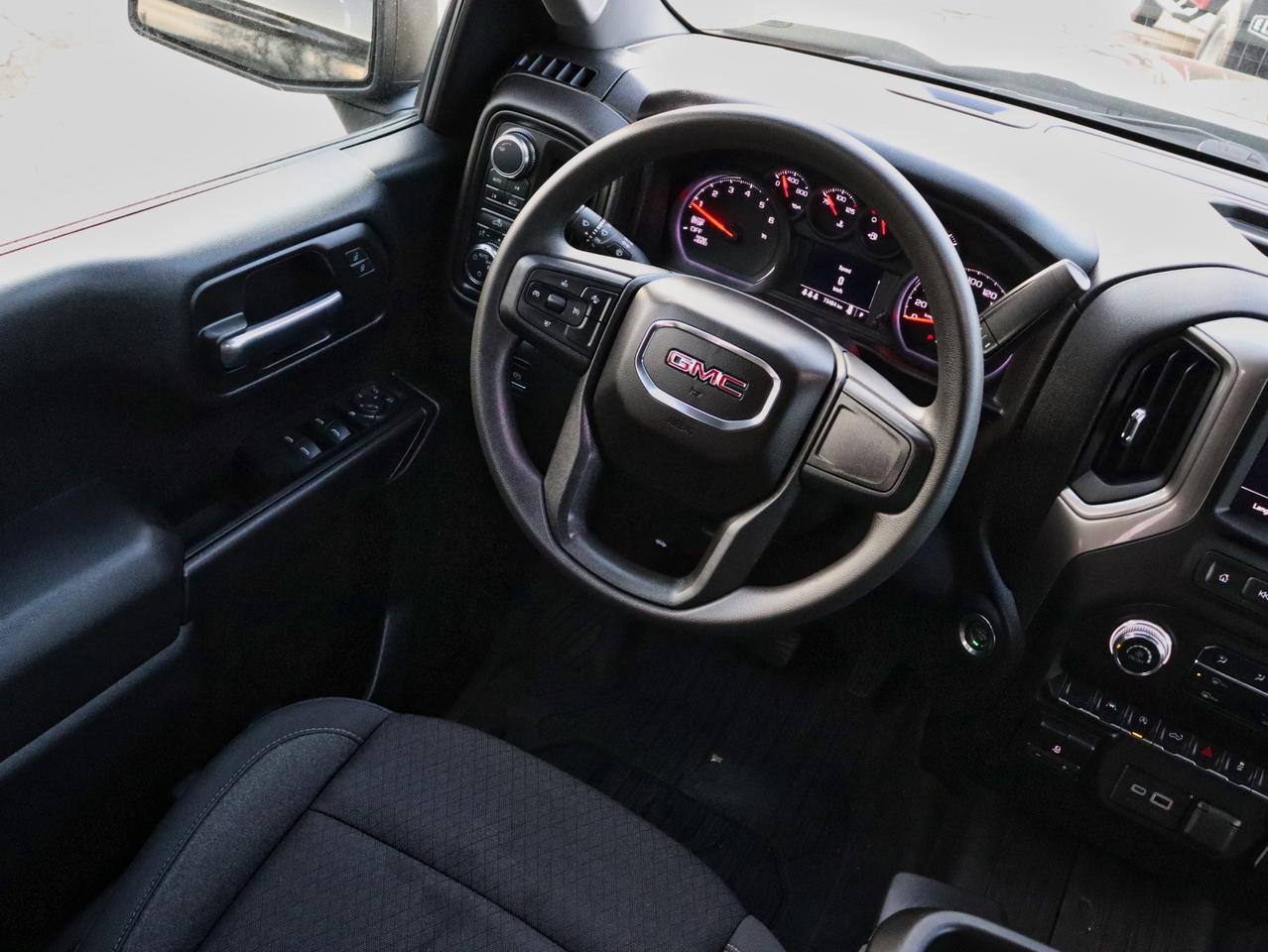 2024 GMC Sierra 1500 Pro Crew Cab Short Box 4WD Photo