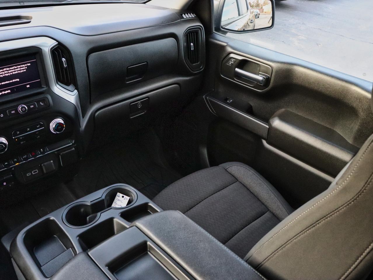 2024 GMC Sierra 1500 Pro Crew Cab Short Box 4WD Photo