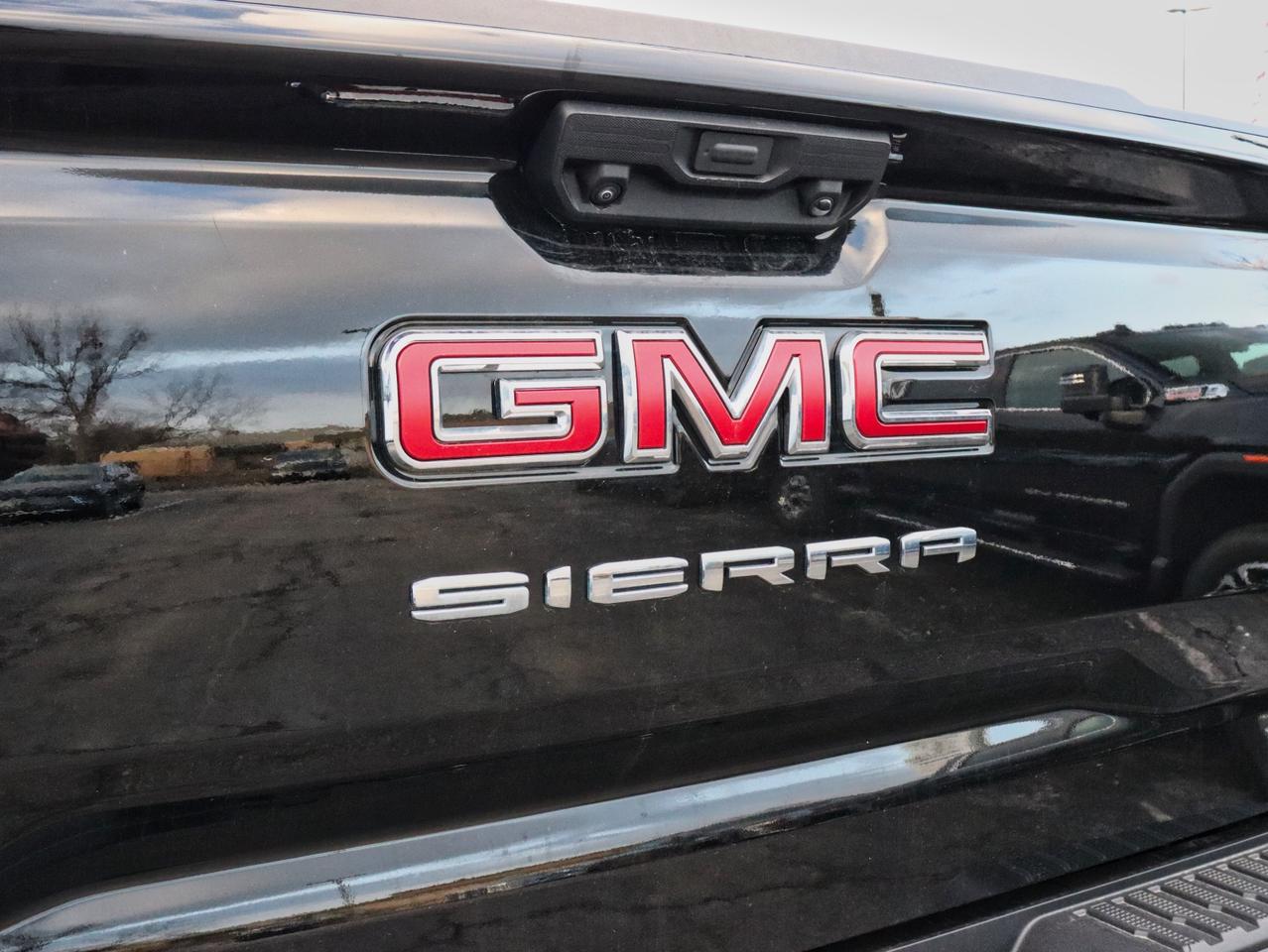 2024 GMC Sierra 1500 Pro Crew Cab Short Box 4WD Photo