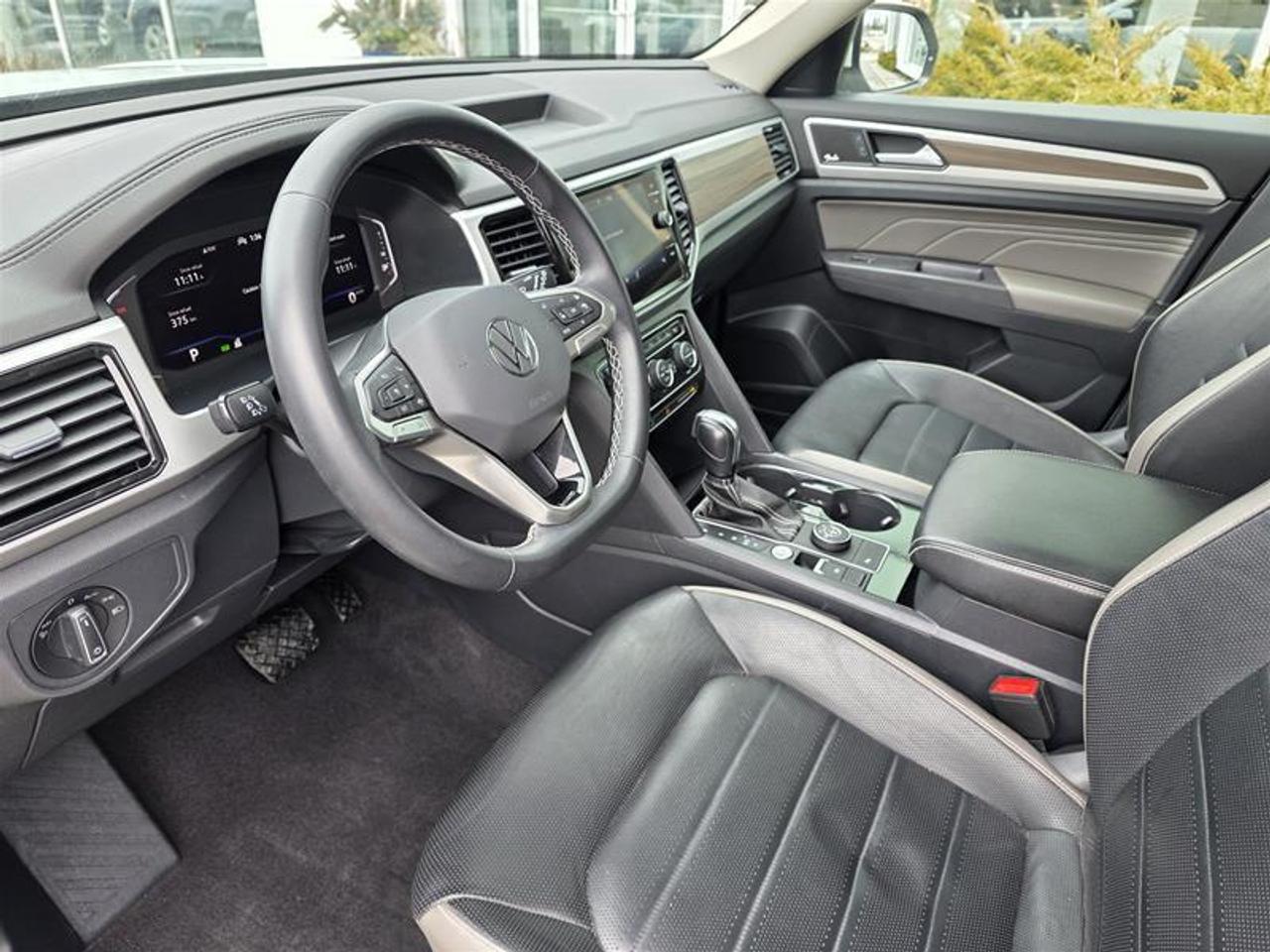 2022 Volkswagen Atlas Highline 3.6L 8sp at w/Tip 4MOTION Photo