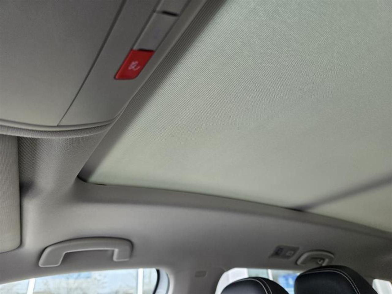 2022 Volkswagen Atlas Highline 3.6L 8sp at w/Tip 4MOTION Photo