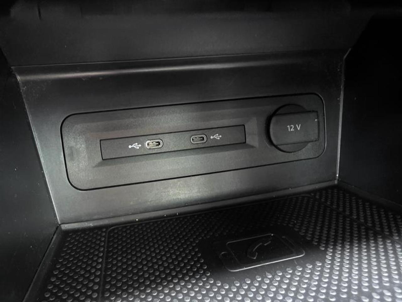 2022 Volkswagen Atlas Highline 3.6L 8sp at w/Tip 4MOTION Photo