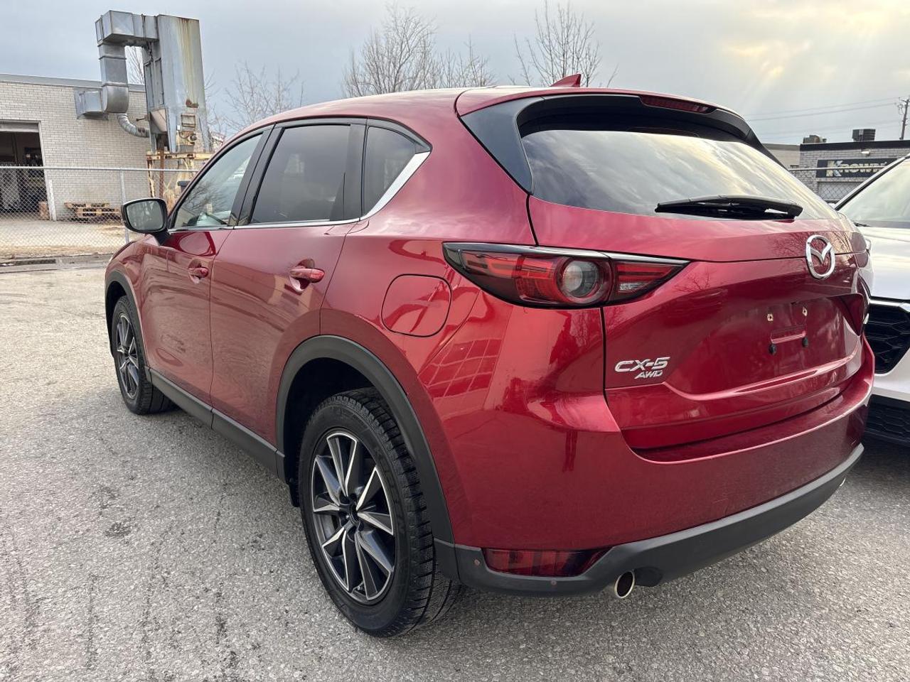 2018 Mazda CX-5 GT AWD   GPS   LEATHER   SUNROOF Photo3