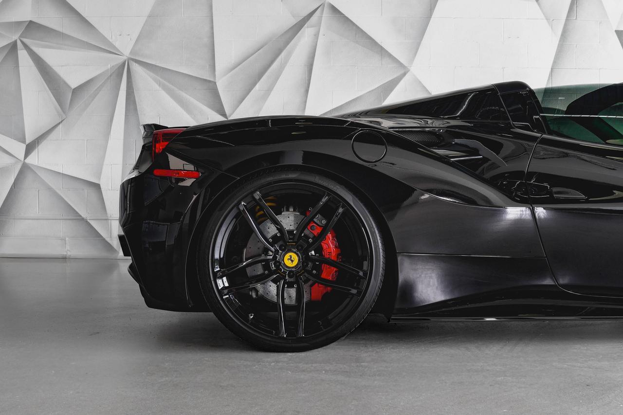 2016 Ferrari 488 Spider 2dr Conv Photo