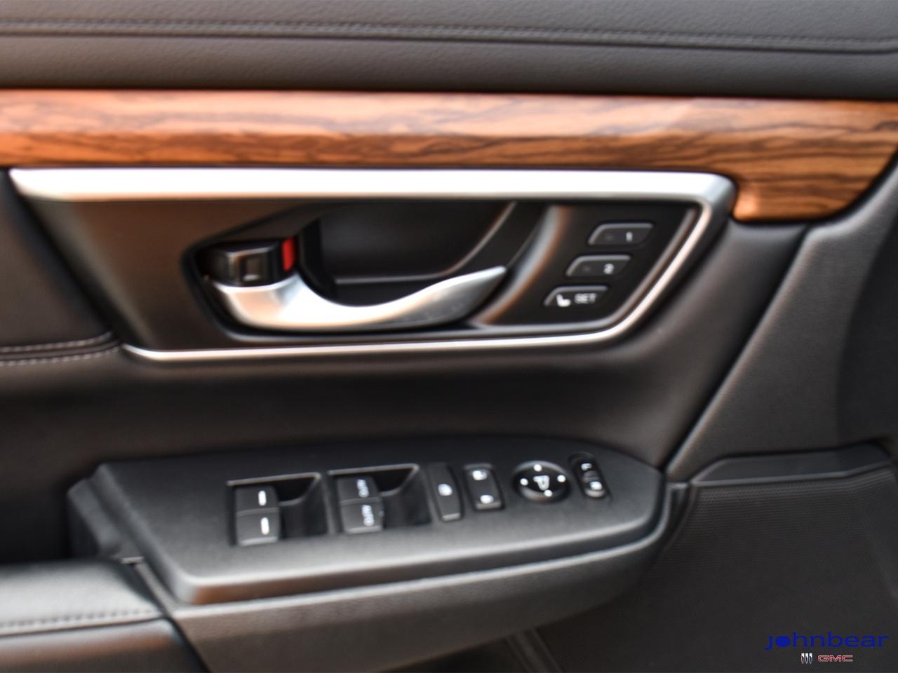 2019 Honda CR-V Touring Photo