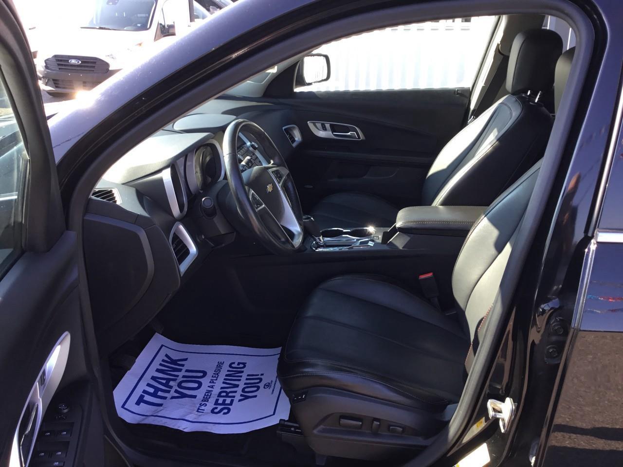 2017 Chevrolet Equinox LT Photo