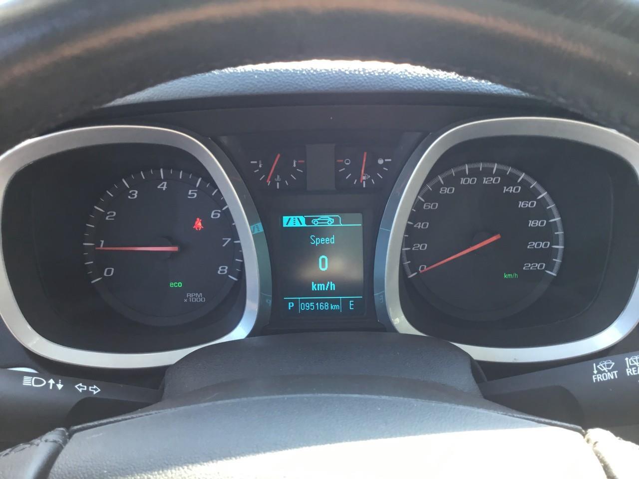 2017 Chevrolet Equinox LT Photo