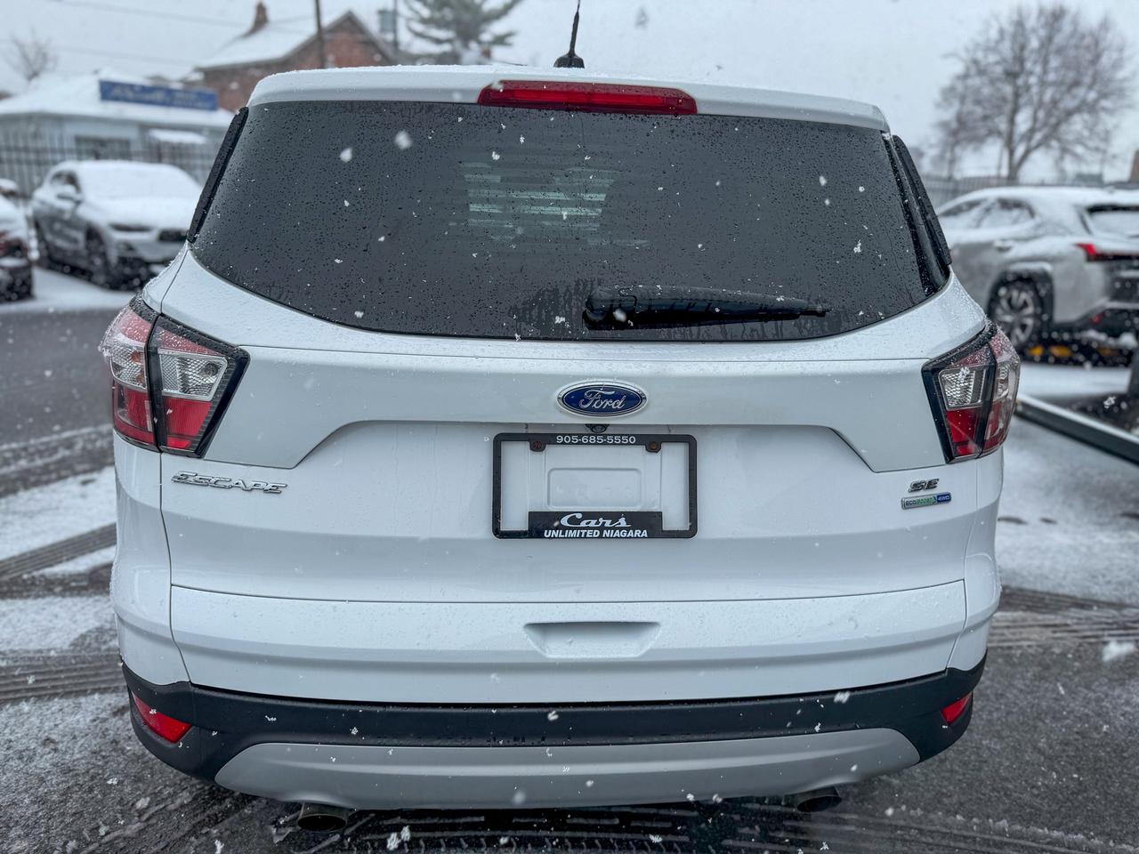 2017 Ford Escape SE/ AWD/1 OWNER/LOW KM/CAMERA/FUEL EFFICIENT/1.5L Photo3