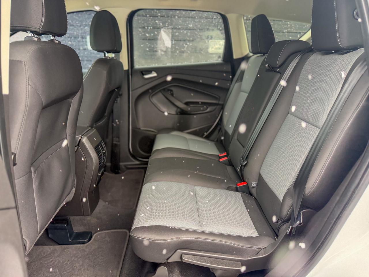 2017 Ford Escape SE/ AWD/1 OWNER/LOW KM/CAMERA/FUEL EFFICIENT/1.5L Photo