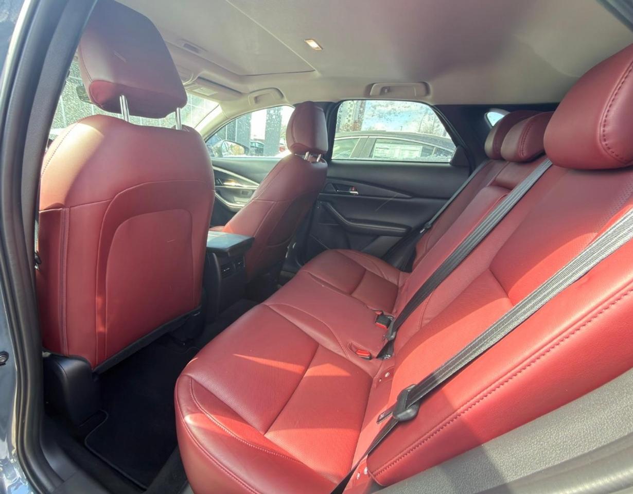 2022 Mazda CX-30 GT Photo