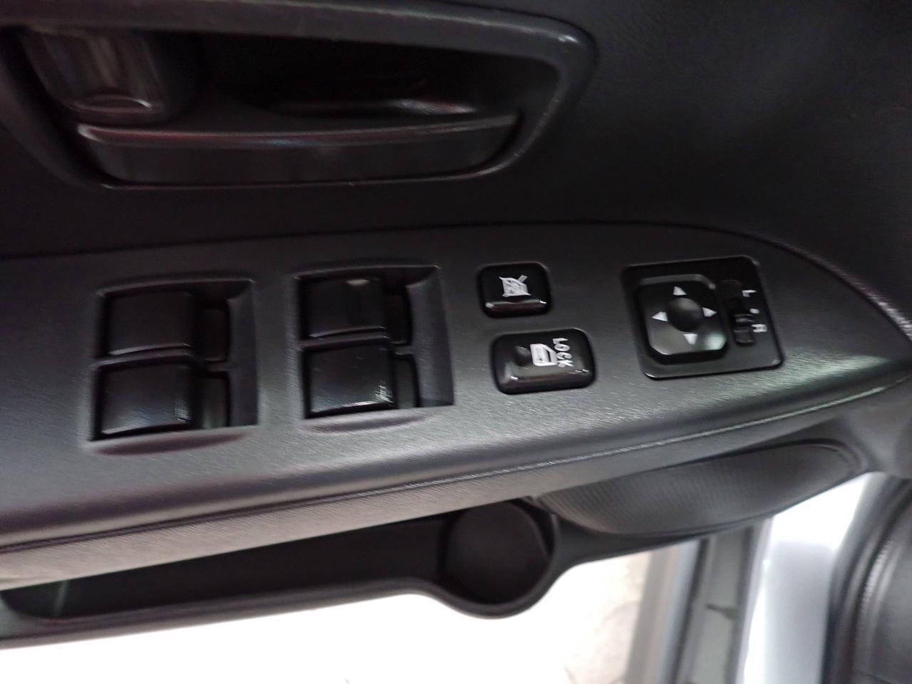 2024 Mitsubishi RVR AWD 4DR Photo