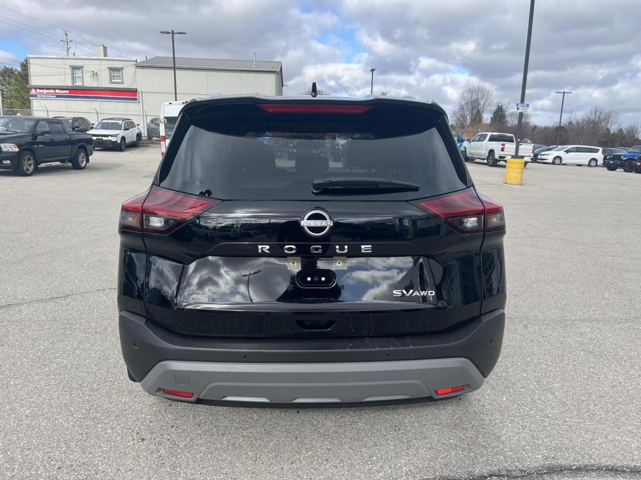 2023 Nissan Rogue AWD SV Moonroof Photo