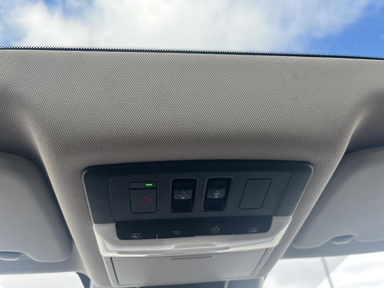 2023 Nissan Rogue AWD SV Moonroof Photo