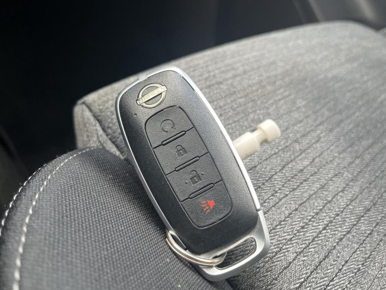 2023 Nissan Rogue AWD SV Moonroof Photo